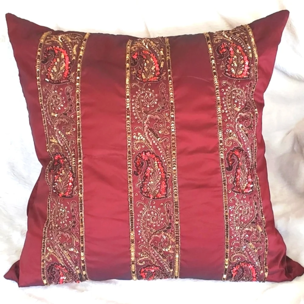Kreations Oversized Pillow with Exquisite Gold Sequin Beads Embroidery NWT